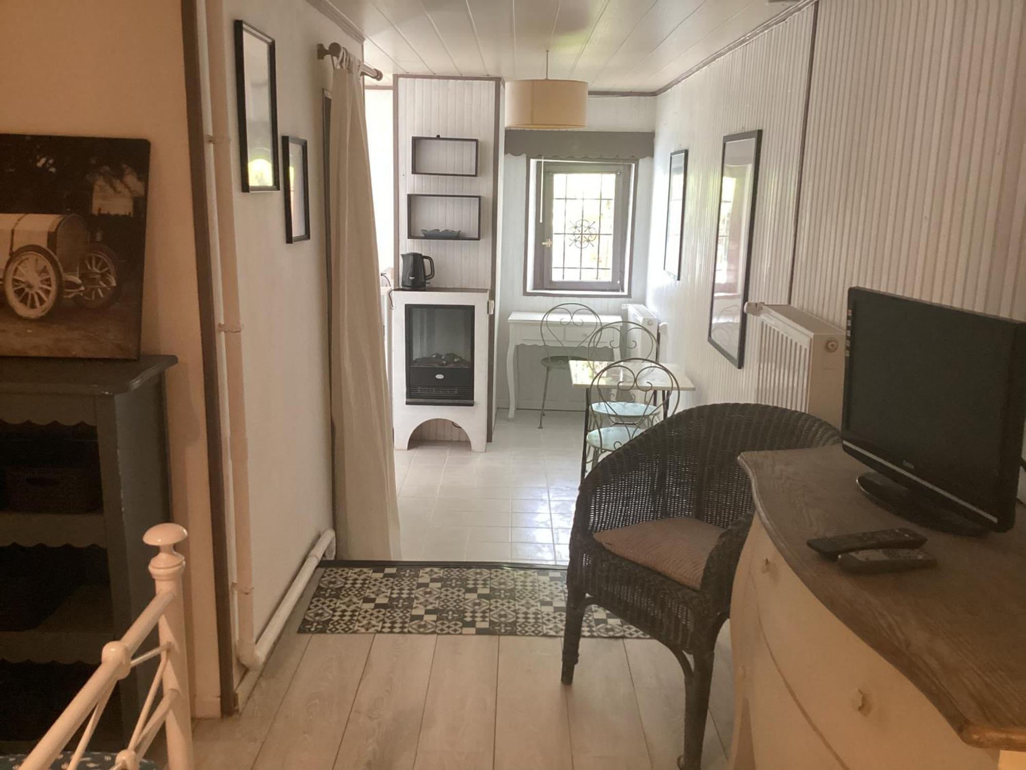 Le Lavoir Bed & Breakfast Chateauroux Luaran gambar